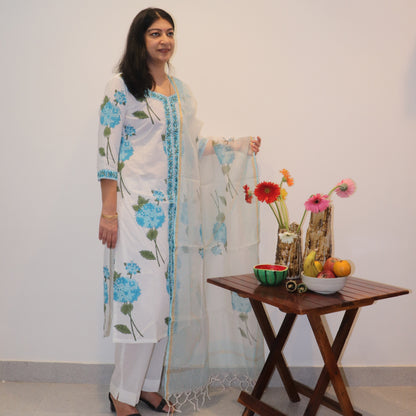 Hand Block Printed Blue Hydrangea Kurta / Dupatta Set