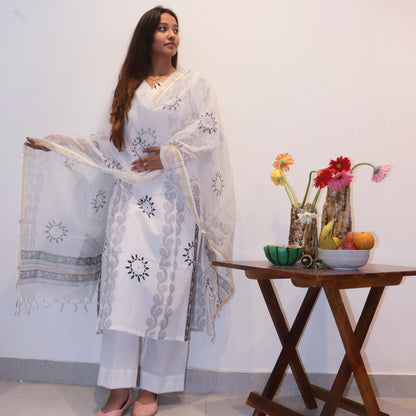 Hand Block Printed Black on White Kurta / Dupatta Set